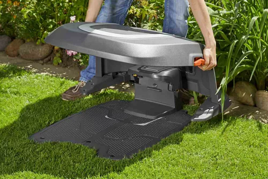 Gardena Garage Mähroboter Sileno und Sileno+ online kaufen bei Olerum